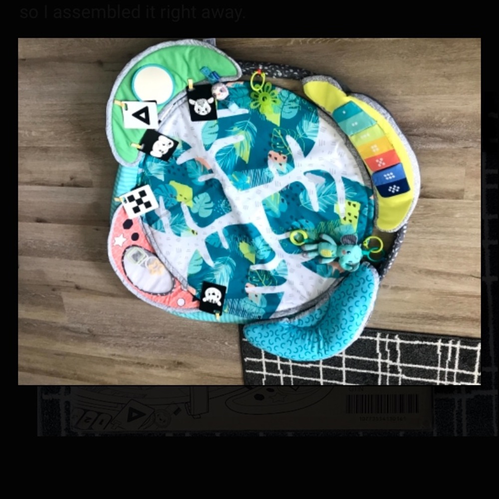 Selling this play mat gym use maybe 5 times at grandma’s house.